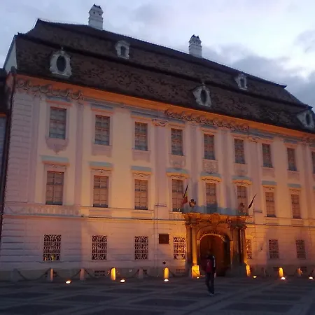 Central City Ap Sibiu Exterior foto